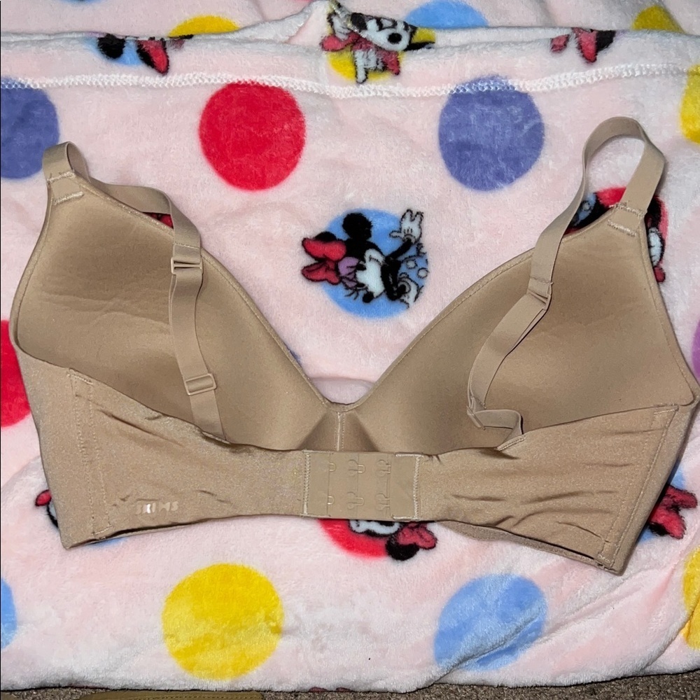 SKIMS Nude Seamless Bra From T Shirt Demi 34DD